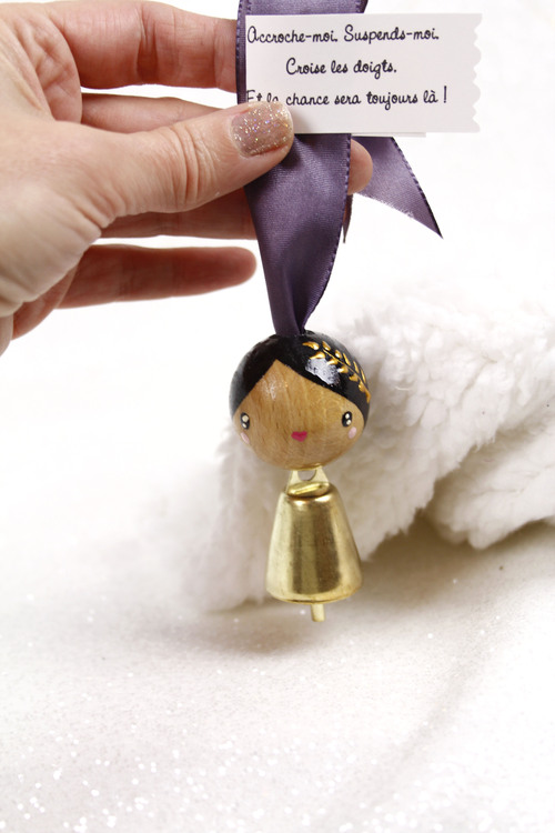 (image pour) Clochette Magique Violette